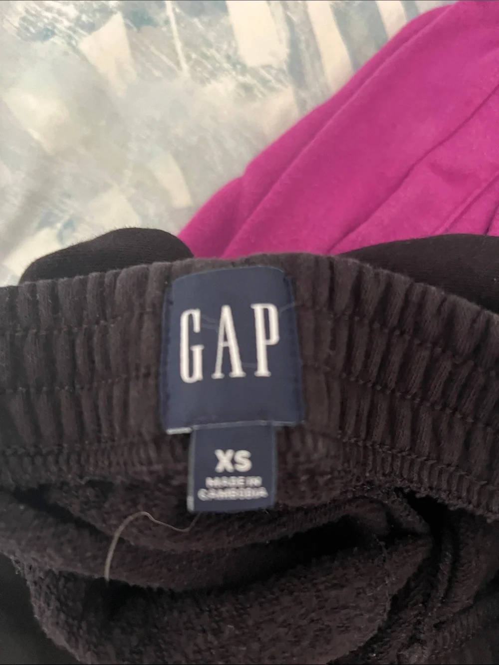 GAP 3-Pack Elastic Waist Shorts in Black and Magenta